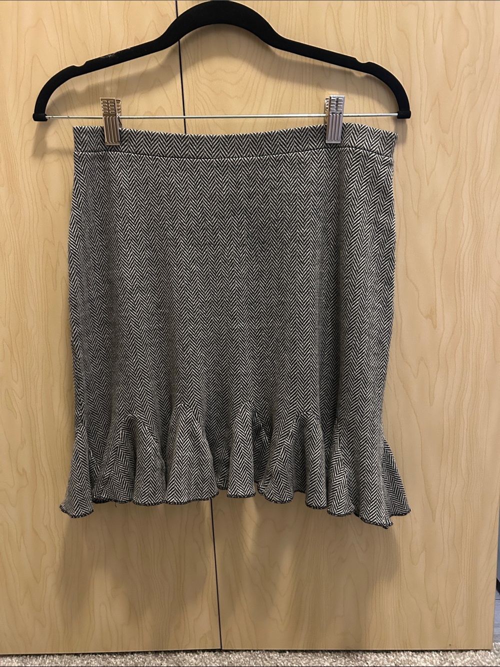 White House Black Market Black and White Herringbone Ruffle Hem Skirt